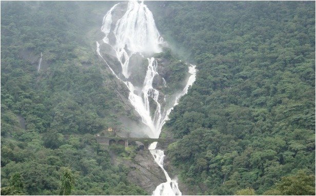 Dudhsagar Waterfall1