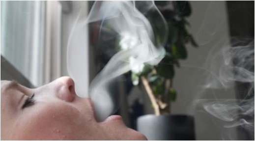 E-cigarettes - marijuana