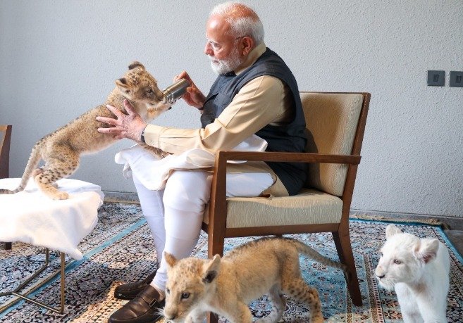 Narendra Modi visit gujarath Vantara zoo