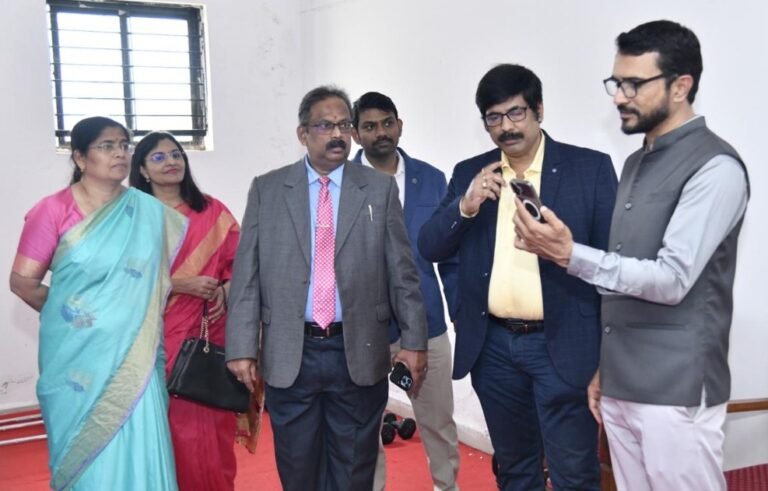 KSLU VC Basavaraju -NAAC team VISIT