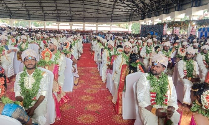 Free mass marriage at Male Mahadeshwara Swamy Temple