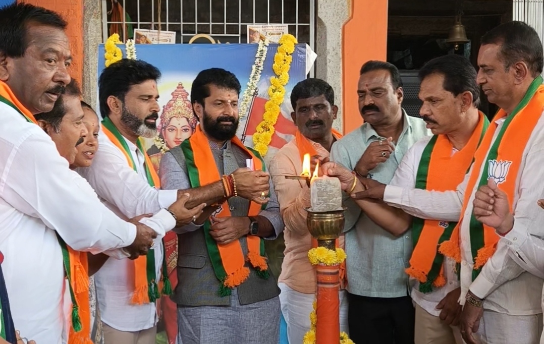 CT-Ravi-Ckm-Seva-Jyothi-yatra
